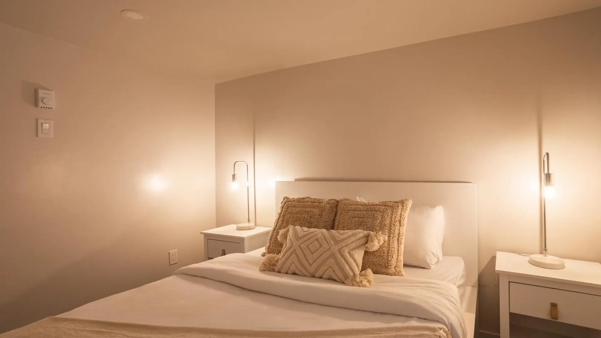 Stylish 4Br In The Heart Of Plateau Montreal Zw8 0*,