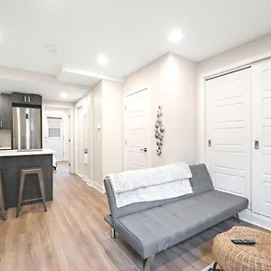 Elegant 1bdr In Heart Of Plateau B Montreal